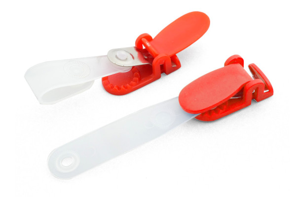 Clips para tarjetas de identificación para fundas con orificio alargado, clip de plástico, rojo